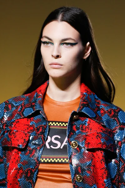 Look 26